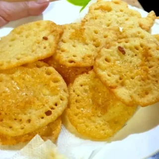 Brenda Gantt's Lacy Cornbread Recipe